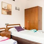 2 Bedroom Beautiful In *