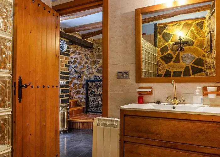 2 Bedroom Beautiful In Feriehus *